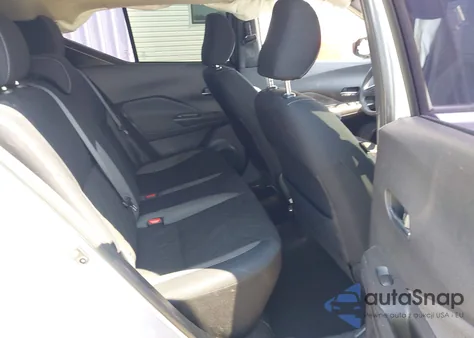 2018 Nissan Kicks Sv z USA, uszkodzony, nr VIN 3N1CP5CUXJL509573